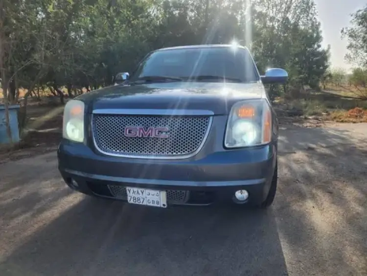 gmc yukon image GMC Yukon 2007