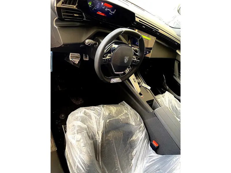 Peugeot 408 2024