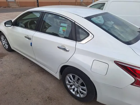 Discover undefined undefined Exterior Interior Images.Find all aspects and details of cars.