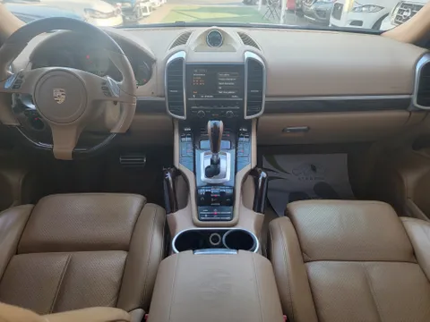 Porsche Cayenne S 2013