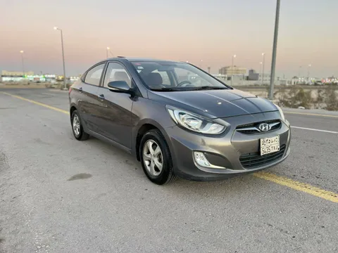 Hyundai Accent 2014