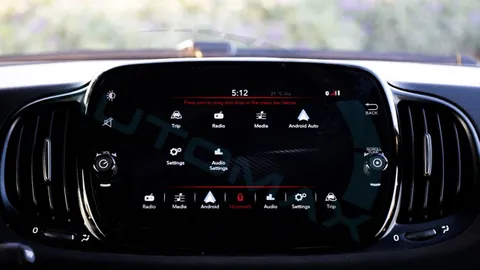 Discover undefined undefined Exterior Interior Images.Find all aspects and details of cars.
