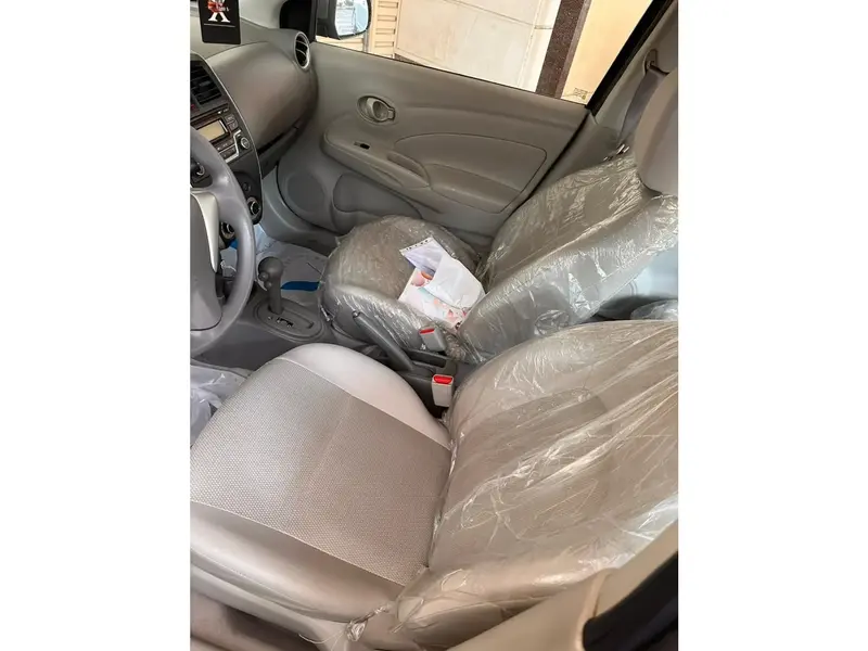 Nissan Sunny 2018