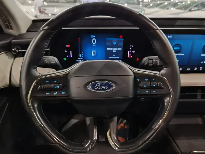 Ford Taurus 2023