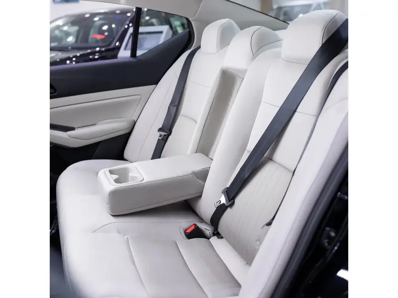 Discover undefined undefined Exterior Interior Images.Find all aspects and details of cars.