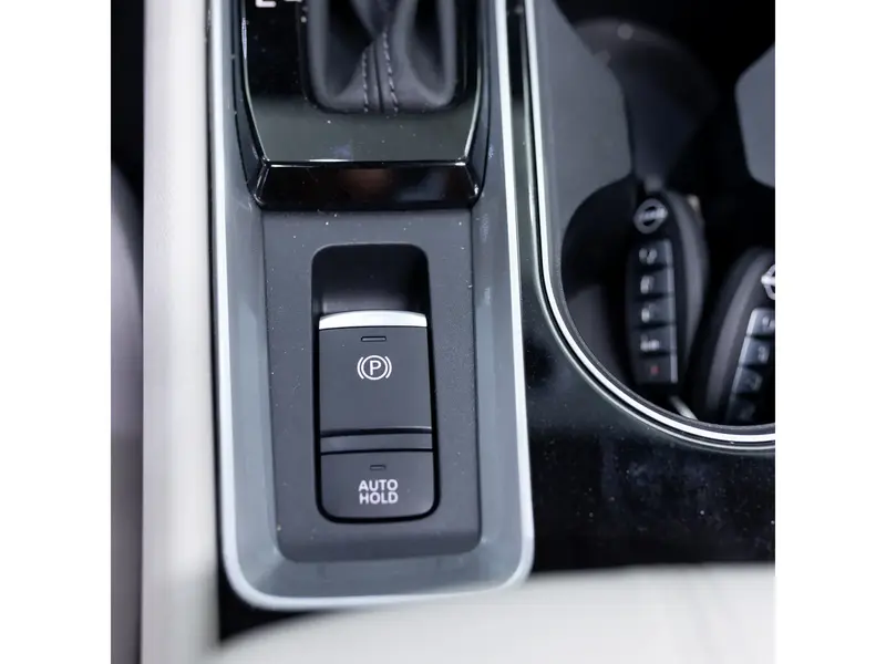 Nissan Altima 2025