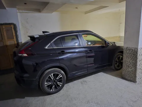 Discover undefined undefined Exterior Interior Images.Find all aspects and details of cars.