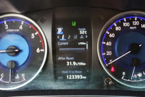 Toyota Hilux 2.4L S GLX Double Cab DSL A/T (4x4) 2019