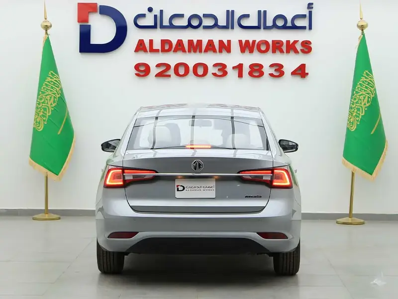 Discover undefined undefined Exterior Interior Images.Find all aspects and details of cars.