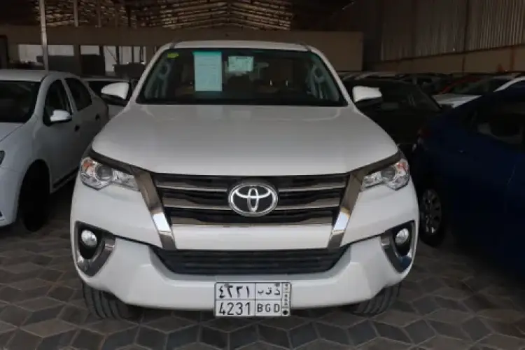 toyota toyota-fortuner image Toyota Fortuner 2020