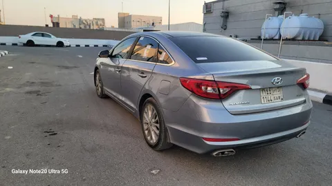 Discover undefined undefined Exterior Interior Images.Find all aspects and details of cars.