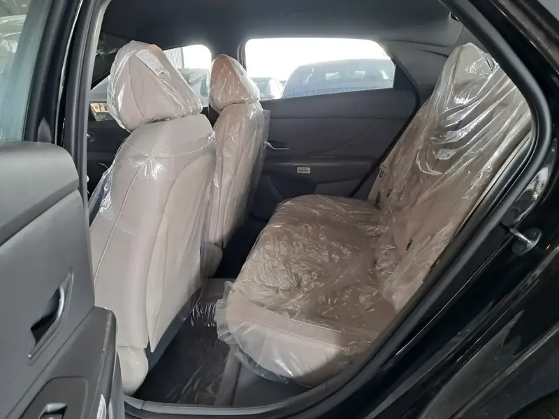 Hyundai Elantra 2025