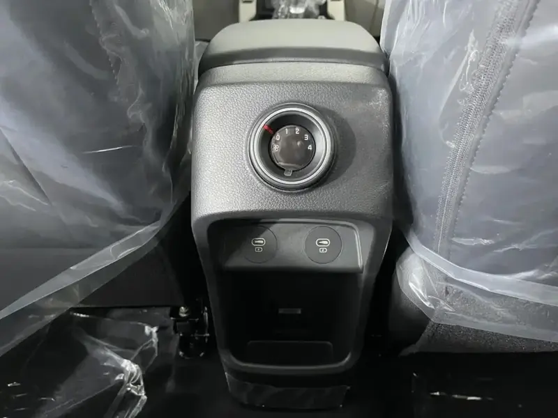 KIA Carens 2024