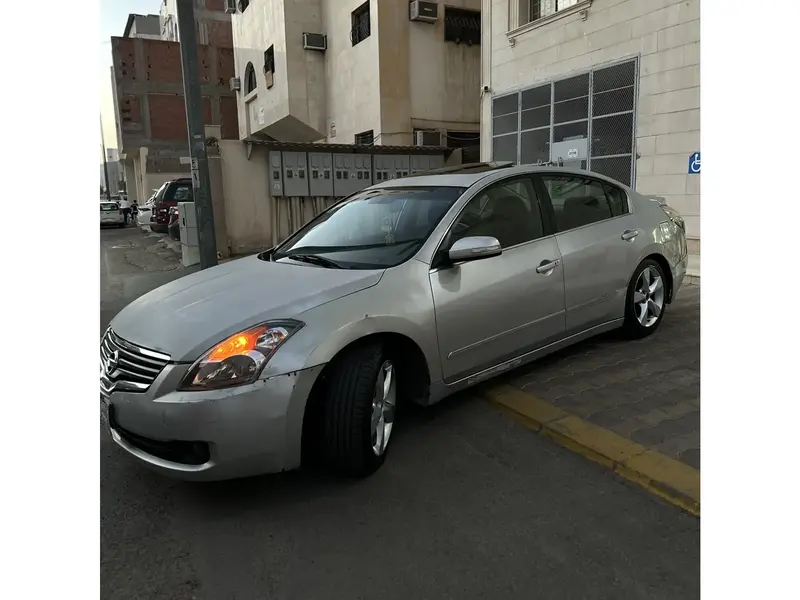 Nissan Altima 2009