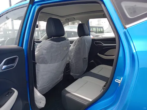 New MG ZS 1.5L LUX 2023