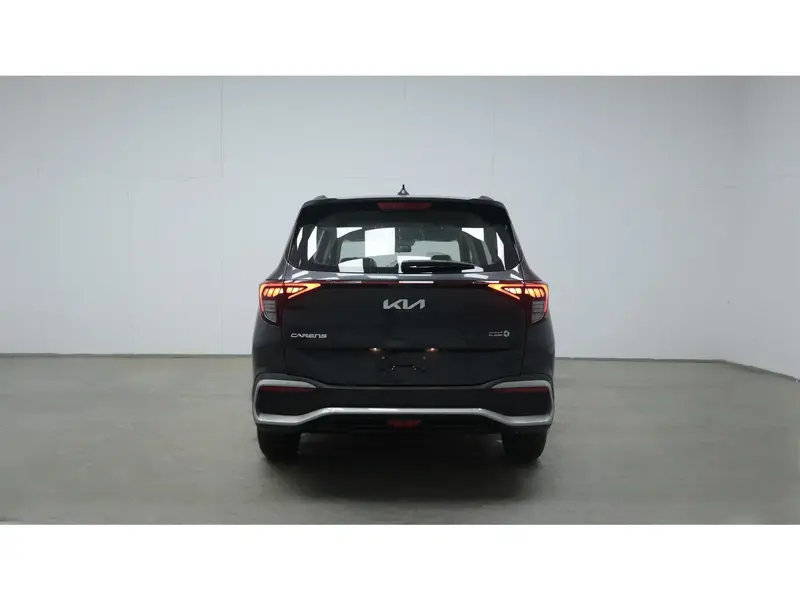 Discover undefined undefined Exterior Interior Images.Find all aspects and details of cars.