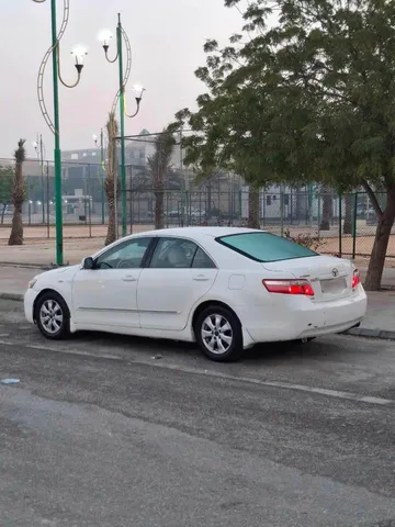 استكشف undefined undefined الصور الخارجية والداخلية. اكتشف جميع جوانب وتفاصيل السيارات.
