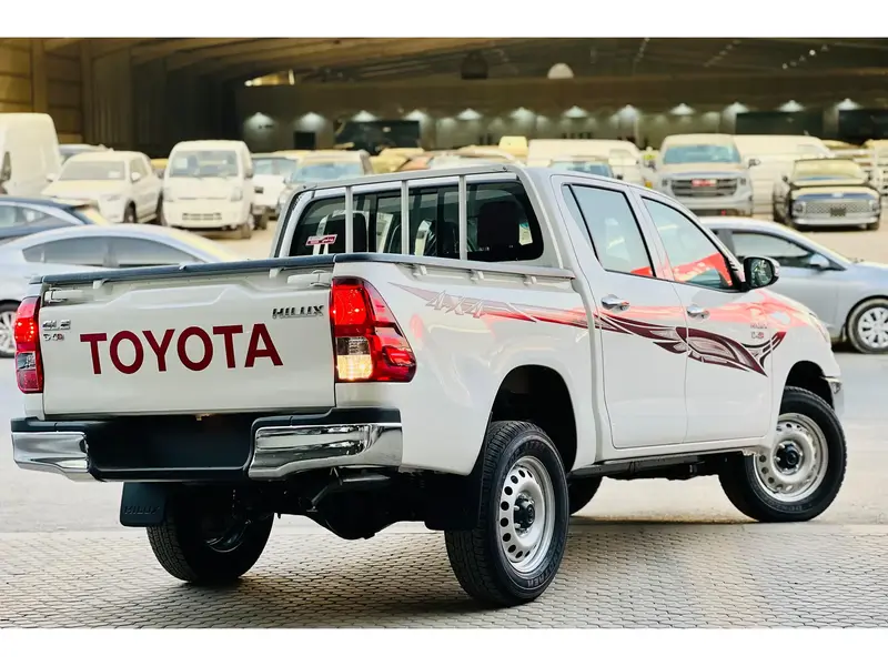 Toyota Hilux 2025