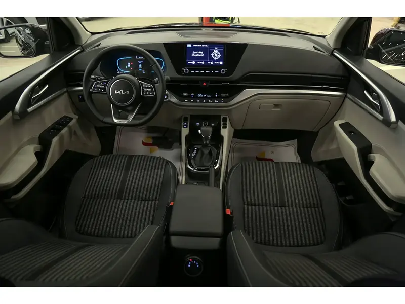 Discover undefined undefined Exterior Interior Images.Find all aspects and details of cars.