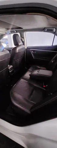 Toyota Corolla 1.8L GLI Moonroof Hybrid 2019