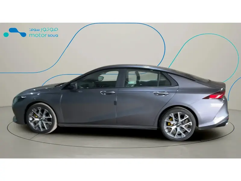 Discover undefined undefined Exterior Interior Images.Find all aspects and details of cars.