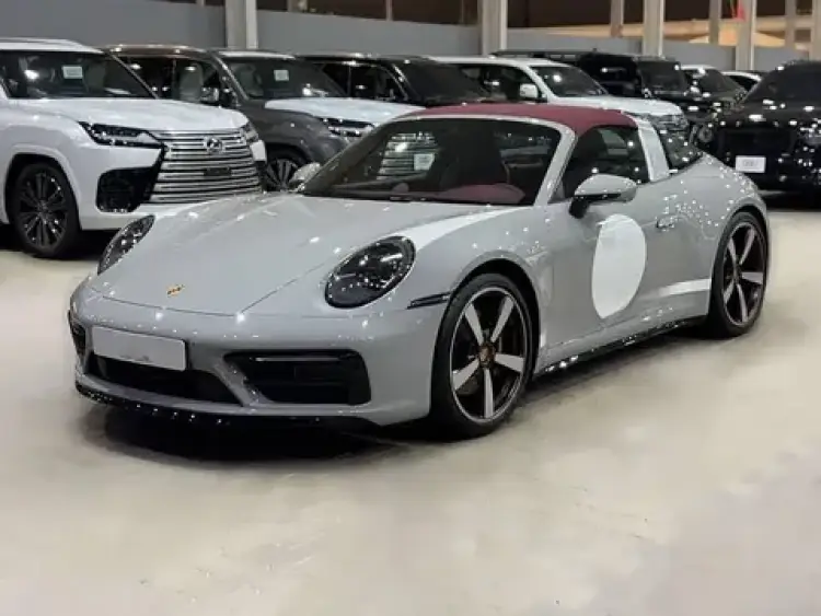 porsche porsche-911 image Porsche 911 2021