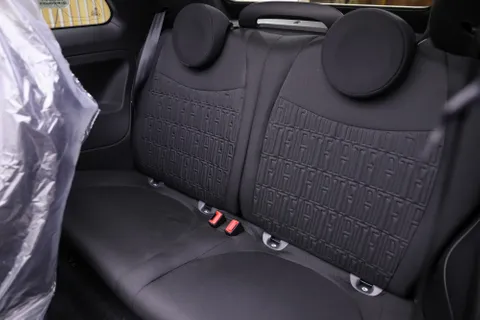 Discover undefined undefined Exterior Interior Images.Find all aspects and details of cars.