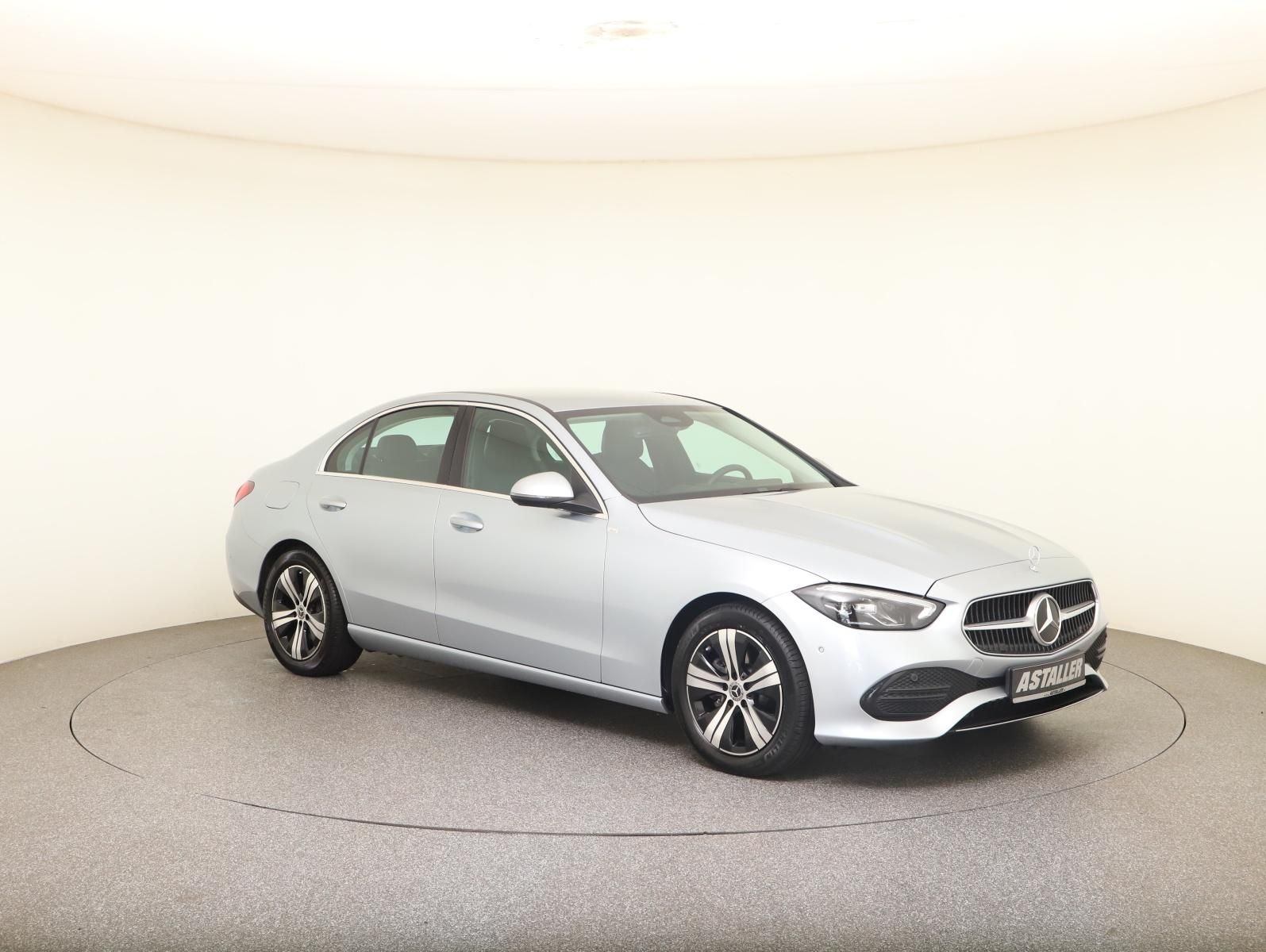 مرسيدس بنز C Class 2022