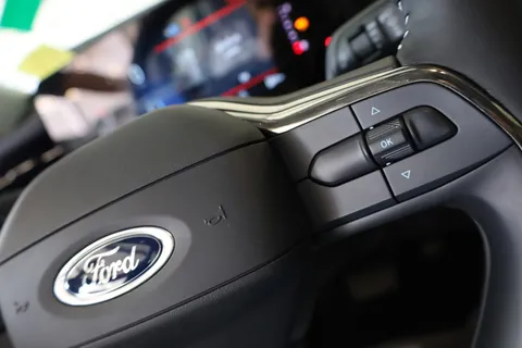New Ford Taurus 2.0L EcoBoost Ambient  2023