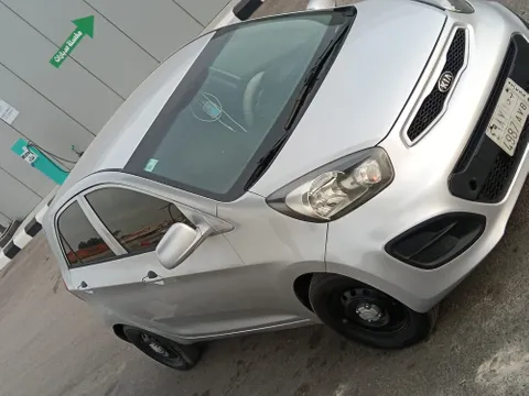 Discover undefined undefined Exterior Interior Images.Find all aspects and details of cars.