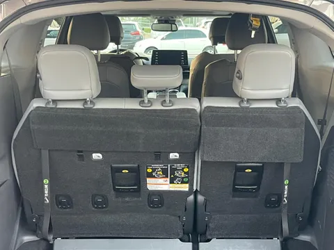 Toyota Sienna 2021