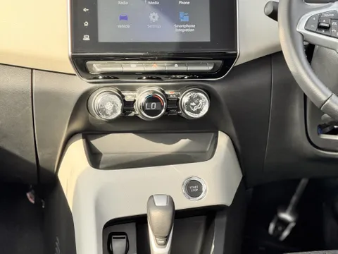 New Nissan Magnite 1.0T SV 2023
