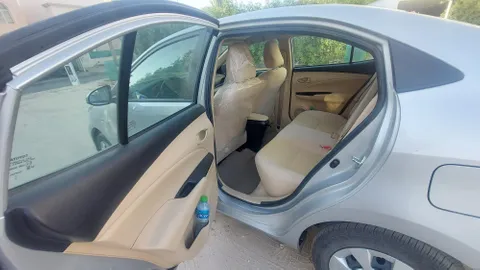 Toyota Yaris Sedan 1.5 SE 2021