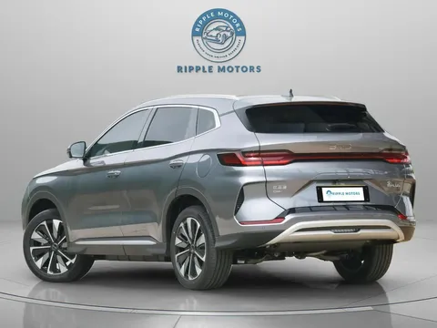 Discover undefined undefined Exterior Interior Images.Find all aspects and details of cars.