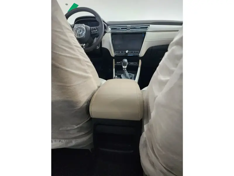 MG 5 2025