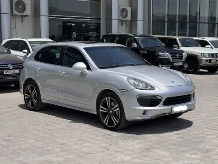 porsche cayenne image Porsche Cayenne S 2012