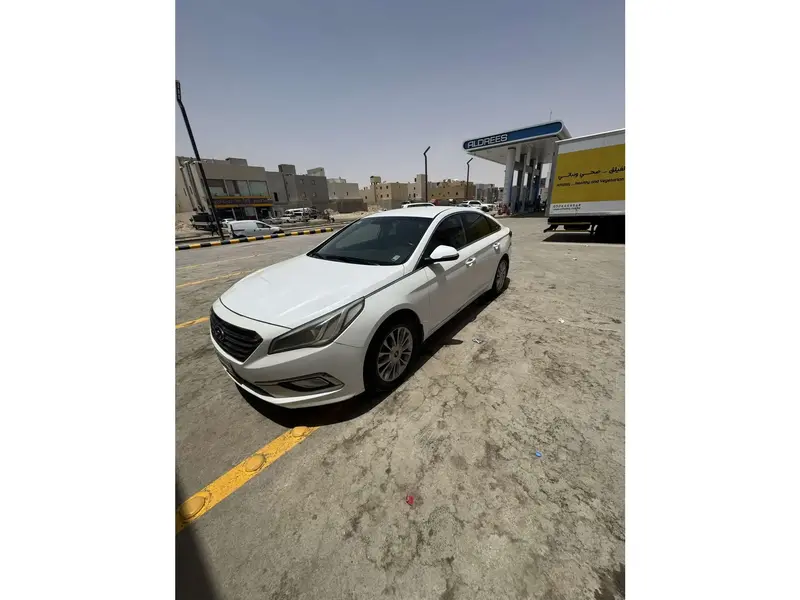 hyundai hyundai-sonata image Hyundai Sonata 2017