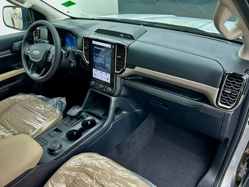Ford EVEREST 2024