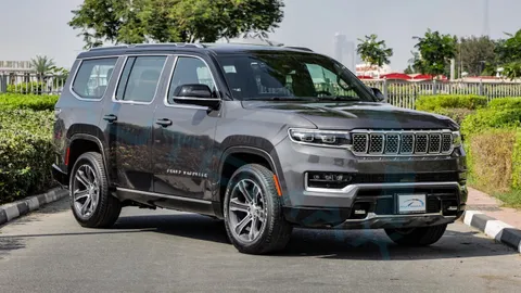 New Jeep Grand Wagoneer 3.0T 4WD	 2023