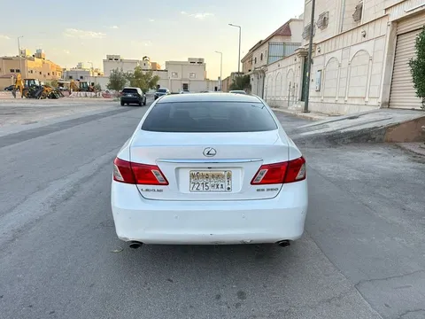 Discover undefined undefined Exterior Interior Images.Find all aspects and details of cars.