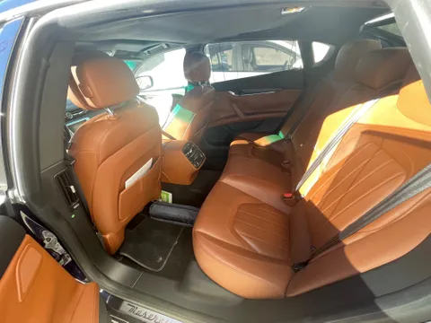Discover undefined undefined Exterior Interior Images.Find all aspects and details of cars.
