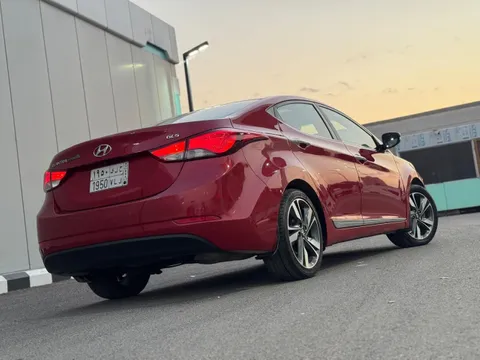 Hyundai Elantra 2016