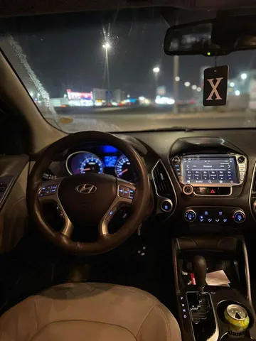 Discover undefined undefined Exterior Interior Images.Find all aspects and details of cars.