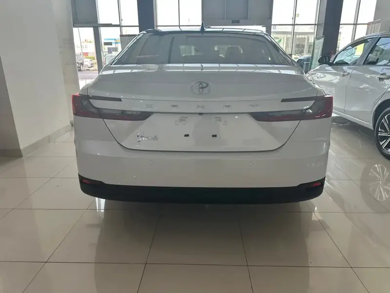 Toyota Camry 2025 Grandi 2.5L