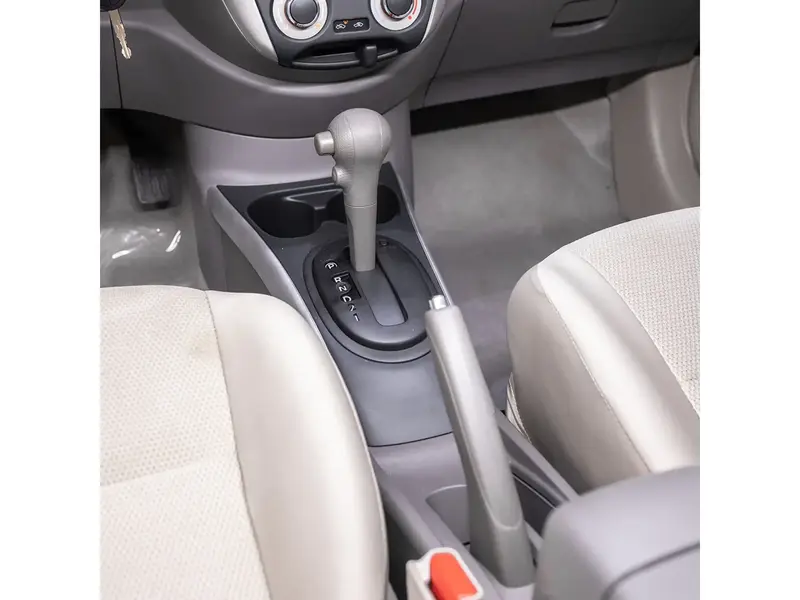 Nissan Sunny 2024