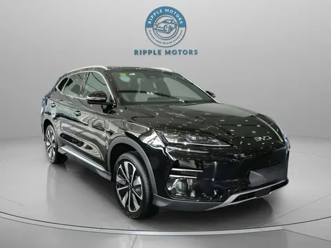 Discover undefined undefined Exterior Interior Images.Find all aspects and details of cars.