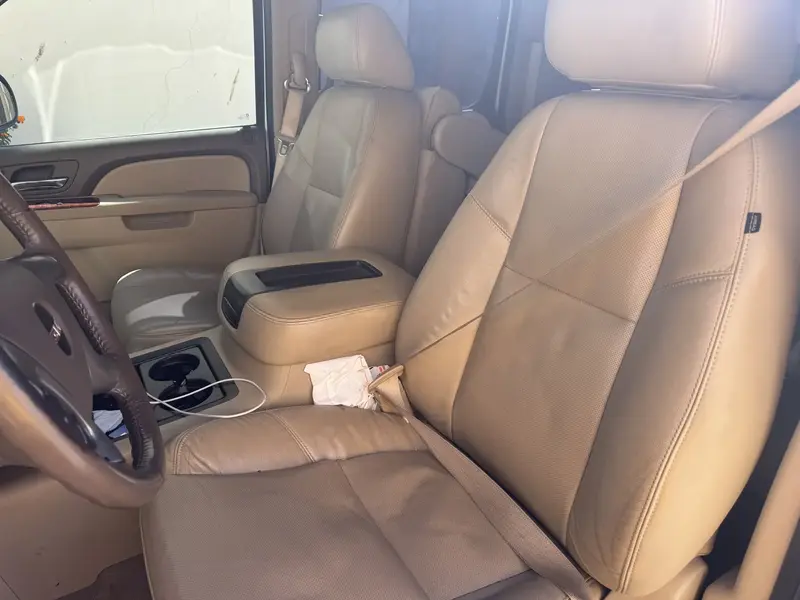GMC Yukon XL 2010