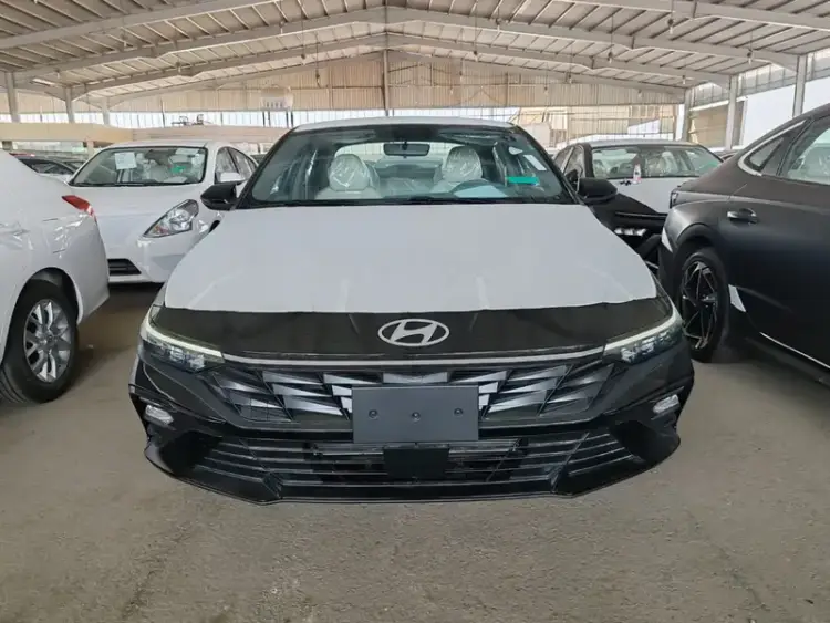 hyundai hyundai-elantra image Hyundai Elantra 2025