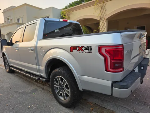 Ford F-150 5.0L Lariat FX4 2015