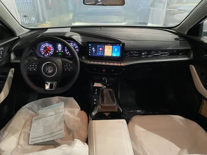 Discover undefined undefined Exterior Interior Images.Find all aspects and details of cars.